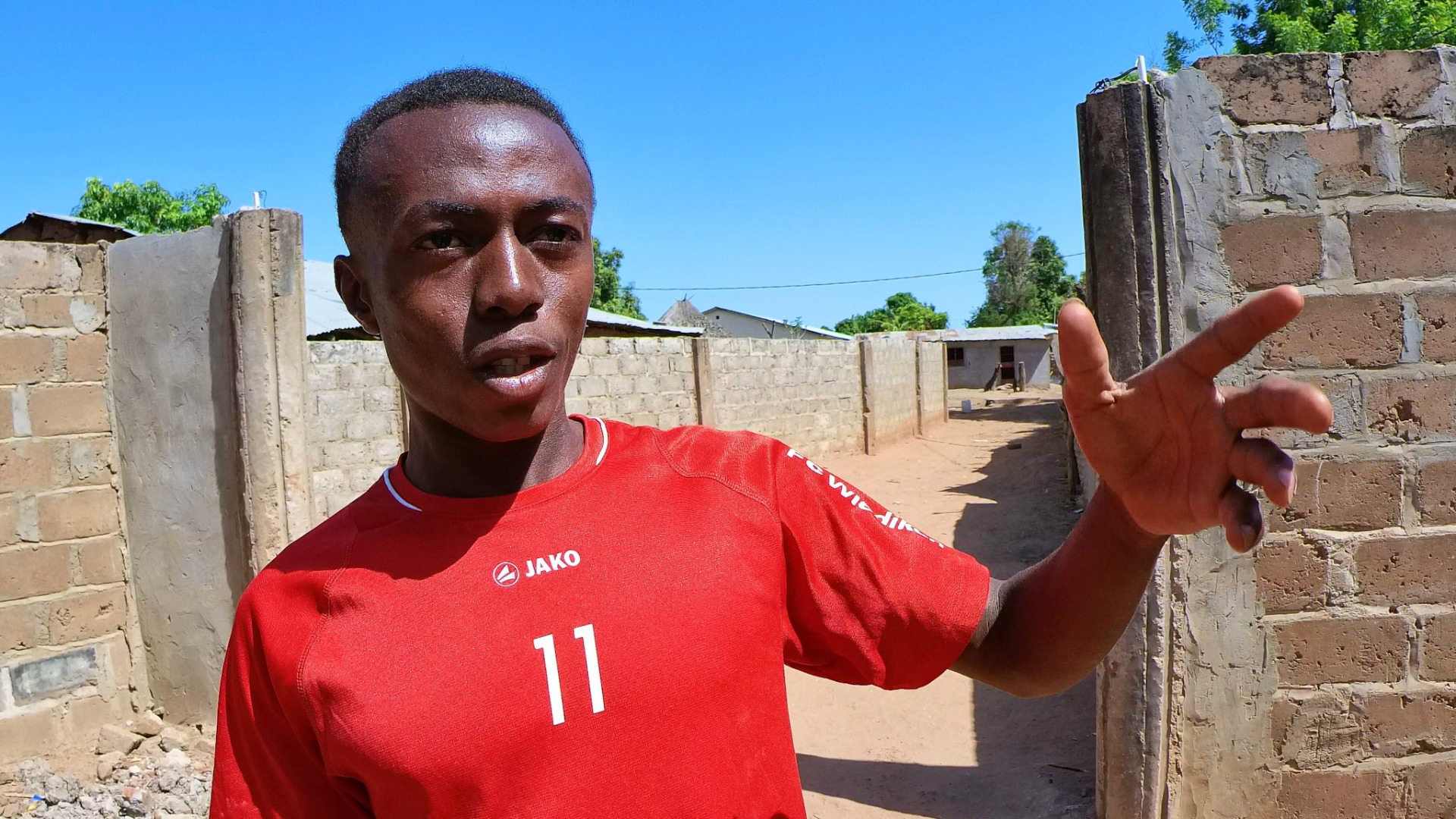 Building a climate-resilient future for young people in rural Gambia ...